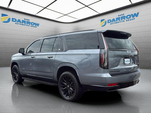 used 2022 Cadillac Escalade ESV car, priced at $51,799