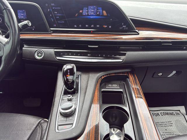 used 2022 Cadillac Escalade ESV car, priced at $51,799
