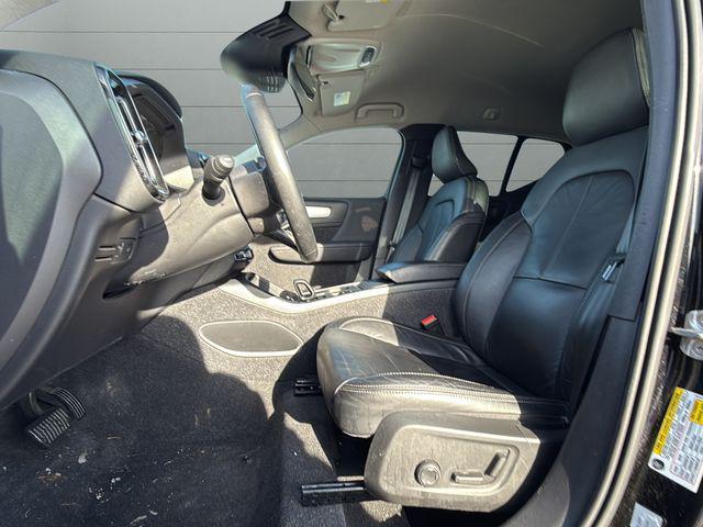 used 2022 Volvo XC40 car, priced at $22,824