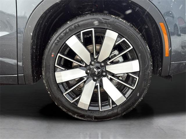 new 2026 Mitsubishi Outlander car, priced at $43,190