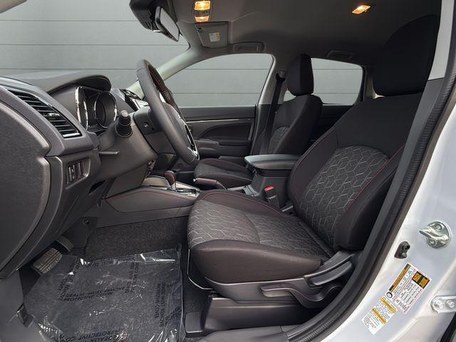 new 2025 Mitsubishi Outlander Sport car, priced at $25,681