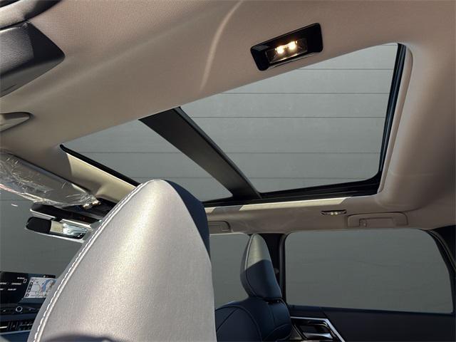 new 2025 Mitsubishi Outlander car, priced at $35,091