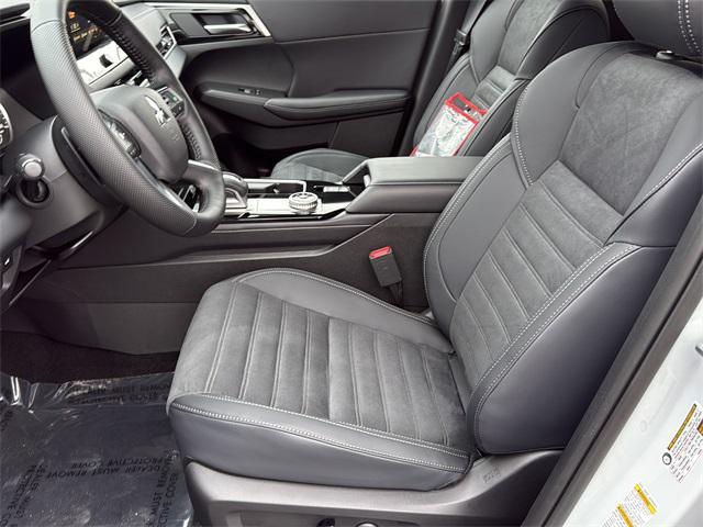 new 2026 Mitsubishi Outlander car, priced at $39,220