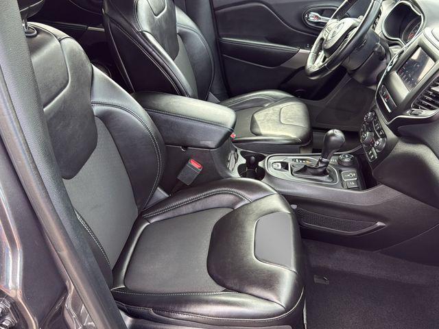 used 2019 Jeep Cherokee car, priced at $19,313