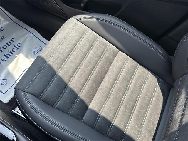 new 2025 Mitsubishi Outlander car, priced at $34,222