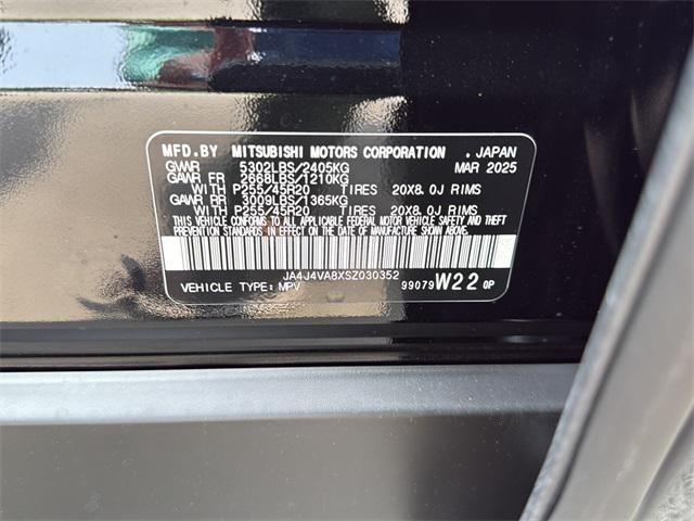 new 2025 Mitsubishi Outlander car, priced at $34,222