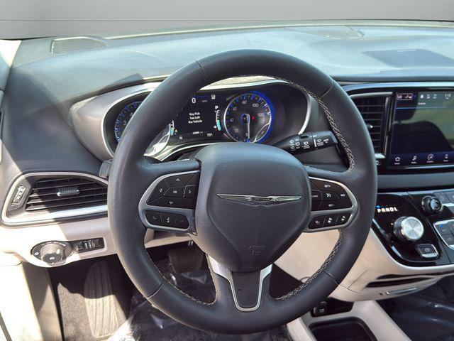 used 2023 Chrysler Pacifica car, priced at $24,548
