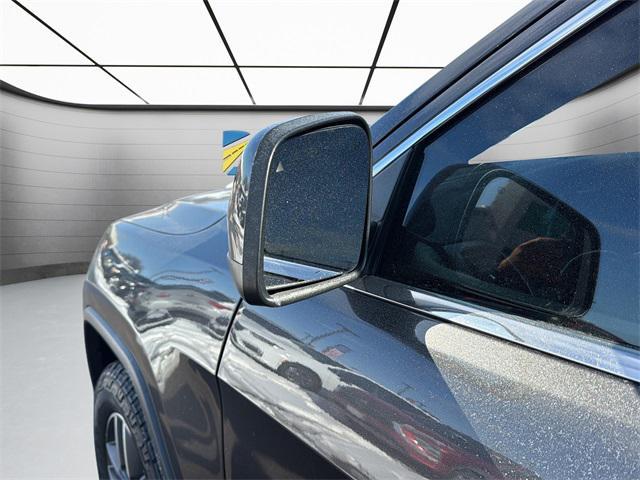 used 2021 Jeep Grand Cherokee car, priced at $19,748