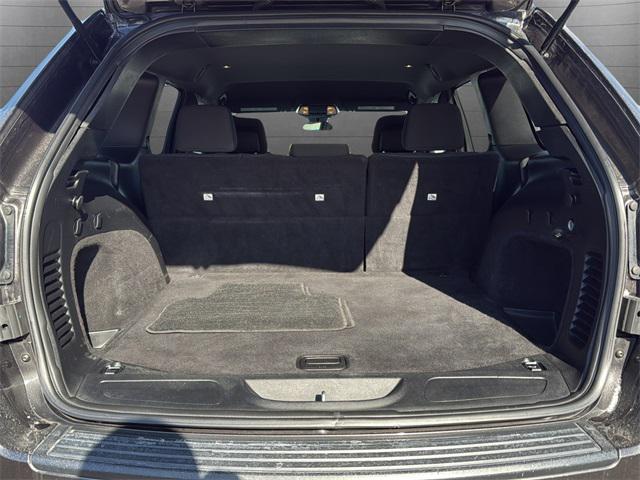 used 2021 Jeep Grand Cherokee car, priced at $19,748