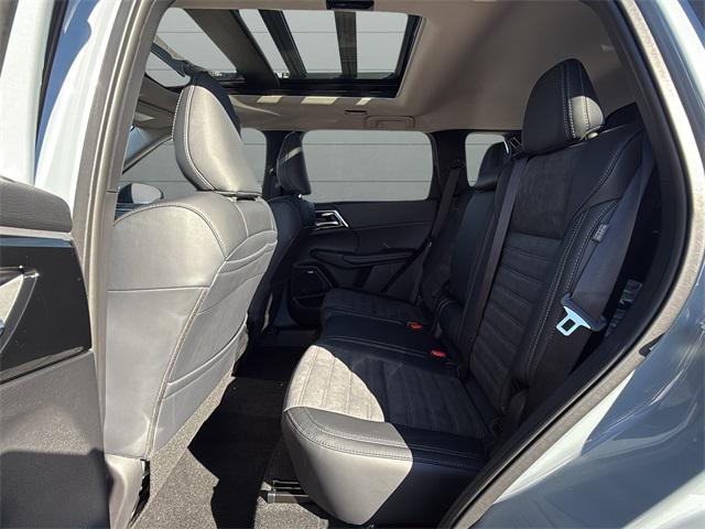 new 2025 Mitsubishi Outlander car, priced at $37,170