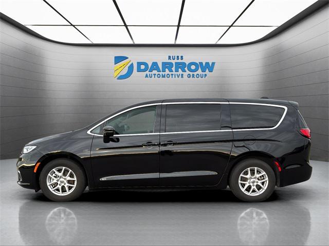 used 2024 Chrysler Pacifica car, priced at $26,590