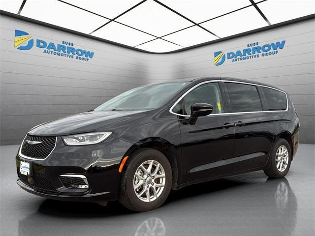 used 2024 Chrysler Pacifica car, priced at $26,590