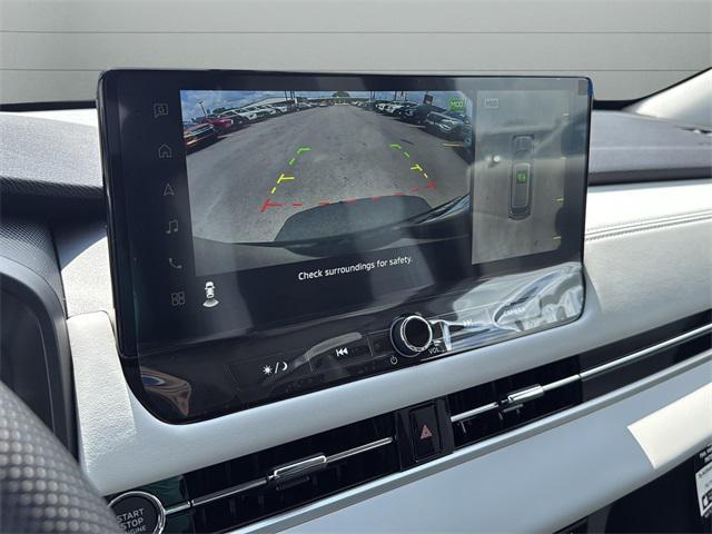 new 2025 Mitsubishi Outlander car, priced at $31,904