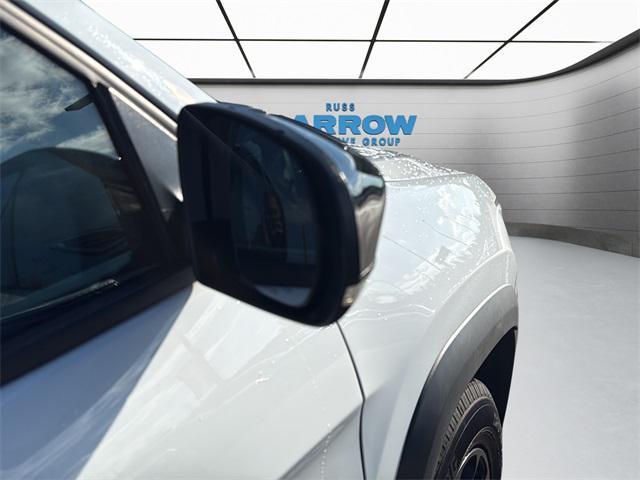 used 2022 Jeep Cherokee car, priced at $20,126