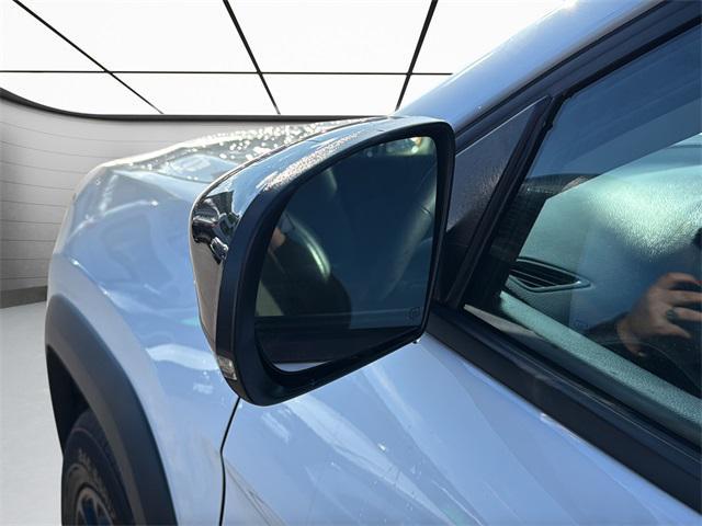 used 2022 Jeep Cherokee car, priced at $20,126