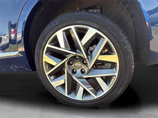 used 2022 Hyundai Santa Fe car, priced at $28,350