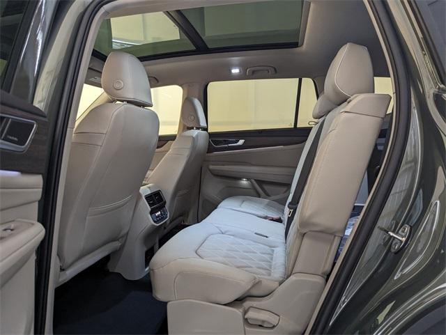 new 2026 Volkswagen Atlas car, priced at $52,301