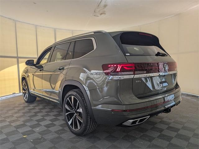 new 2026 Volkswagen Atlas car, priced at $52,301