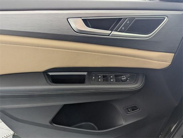 new 2026 Volkswagen Atlas Cross Sport car, priced at $42,570