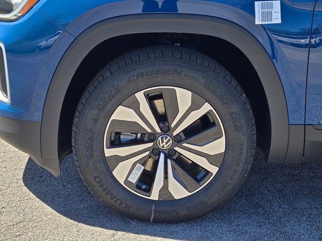 new 2026 Volkswagen Atlas car, priced at $37,632