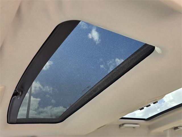 used 2016 Land Rover LR4 car, priced at $16,991