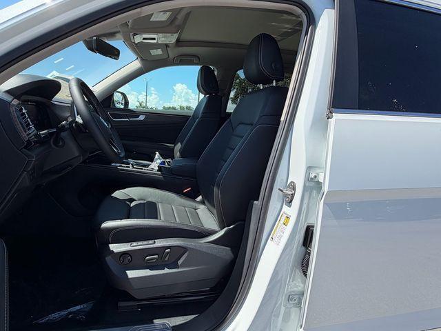 new 2026 Volkswagen Atlas car, priced at $44,519