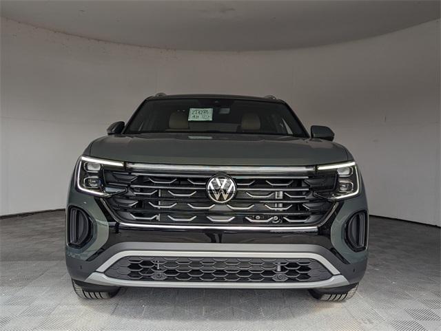 new 2026 Volkswagen Atlas Cross Sport car, priced at $42,570