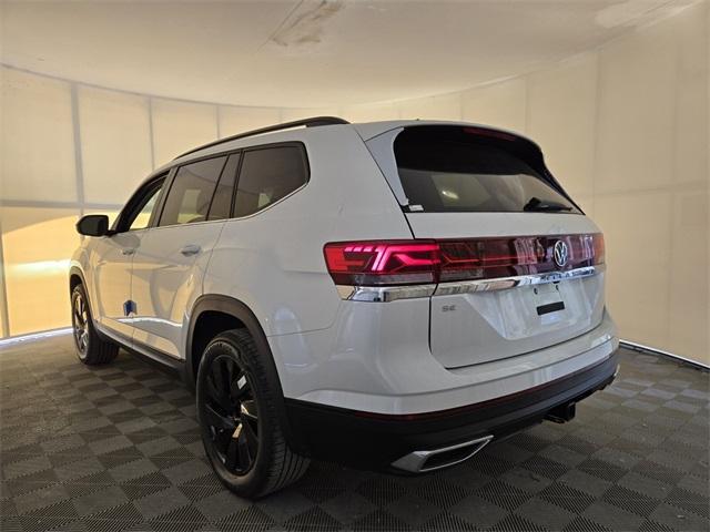new 2026 Volkswagen Atlas car, priced at $43,742