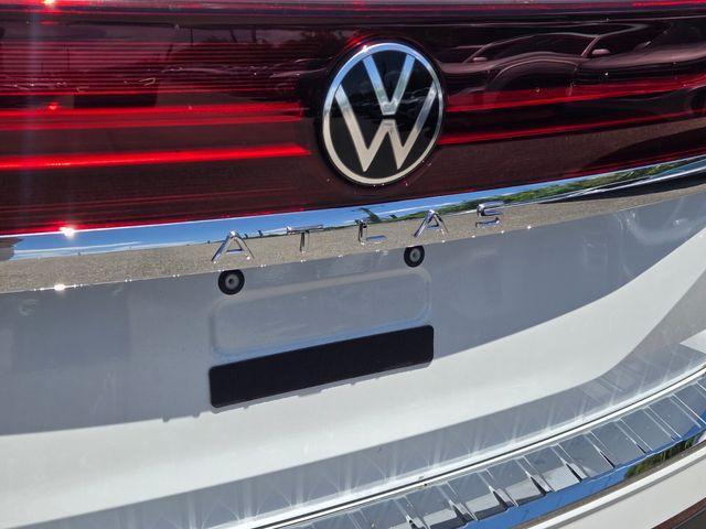 new 2026 Volkswagen Atlas car, priced at $40,542