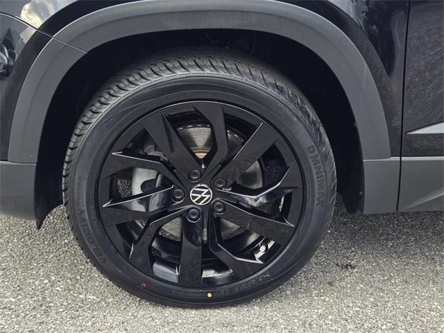 used 2022 Volkswagen Taos car, priced at $19,777