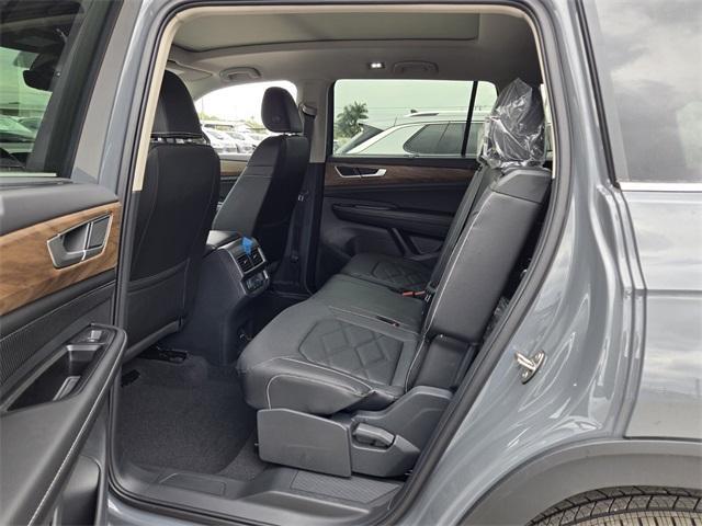 new 2026 Volkswagen Atlas car, priced at $43,230