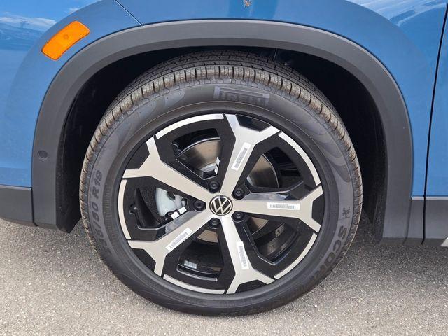 new 2026 Volkswagen Tiguan car, priced at $34,326