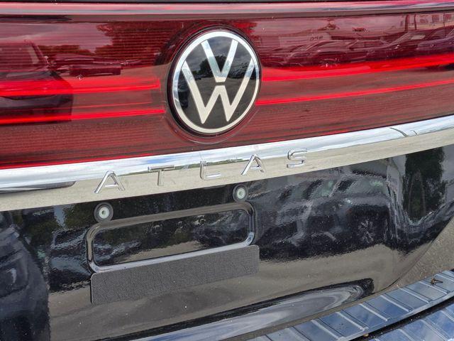 new 2026 Volkswagen Atlas car, priced at $42,293