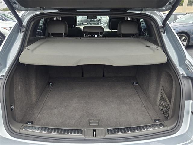 used 2020 Porsche Macan car, priced at $24,620