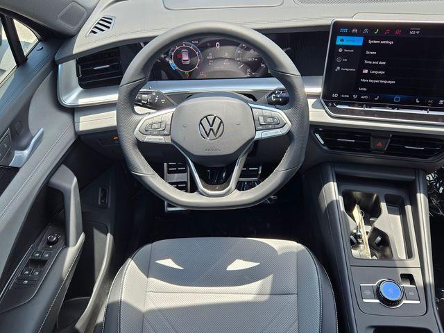 new 2026 Volkswagen Tiguan car, priced at $34,403