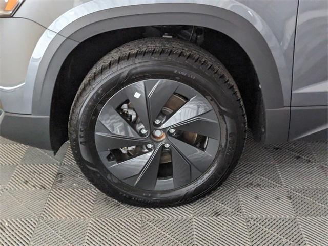 new 2026 Volkswagen Taos car, priced at $27,177