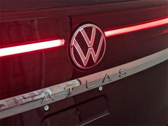 new 2026 Volkswagen Atlas Cross Sport car, priced at $51,633