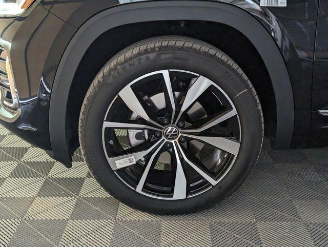 new 2026 Volkswagen Atlas Cross Sport car, priced at $50,133