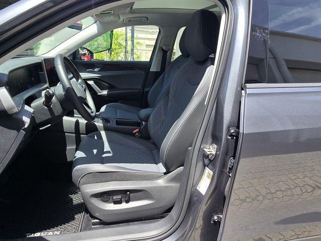 new 2025 Volkswagen Tiguan car, priced at $31,198