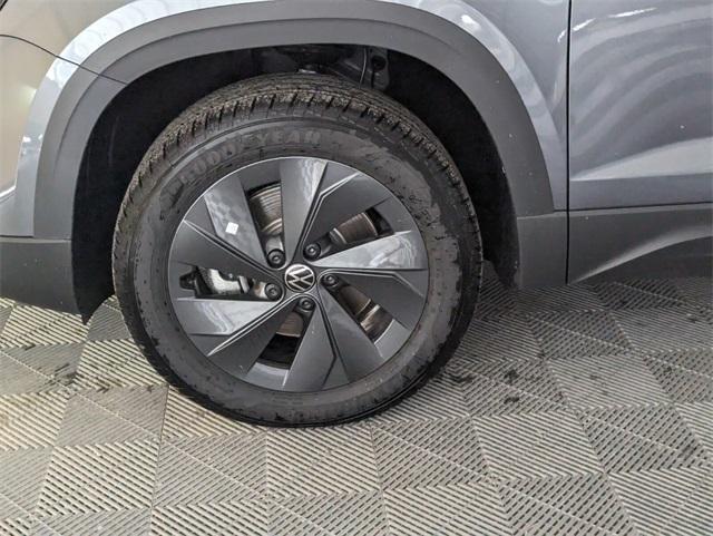 new 2026 Volkswagen Taos car, priced at $27,177