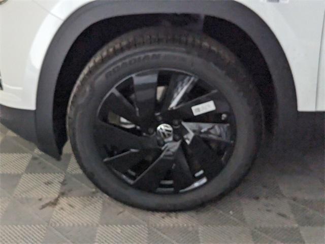 new 2026 Volkswagen Atlas Cross Sport car, priced at $42,816