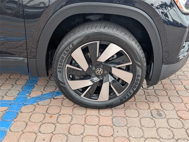 used 2024 Volkswagen Atlas Cross Sport car, priced at $25,991