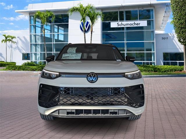 new 2026 Volkswagen Tiguan car, priced at $39,318
