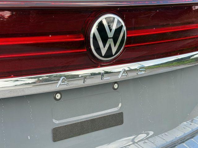 new 2026 Volkswagen Atlas car, priced at $44,519