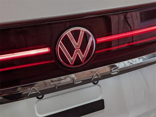 new 2026 Volkswagen Atlas car, priced at $44,149