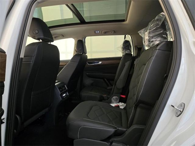 new 2026 Volkswagen Atlas car, priced at $44,340