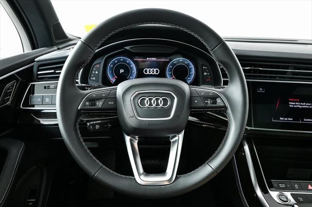 new 2025 Audi Q7 car, priced at $71,668