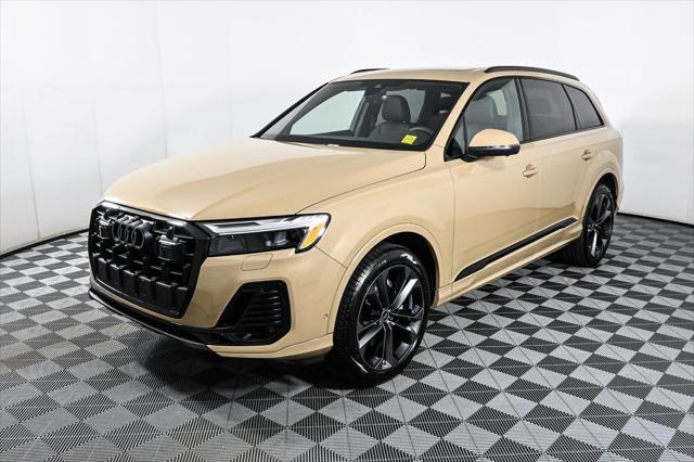 new 2025 Audi Q7 car, priced at $71,668