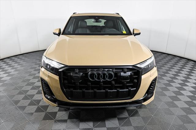 new 2025 Audi Q7 car, priced at $71,668