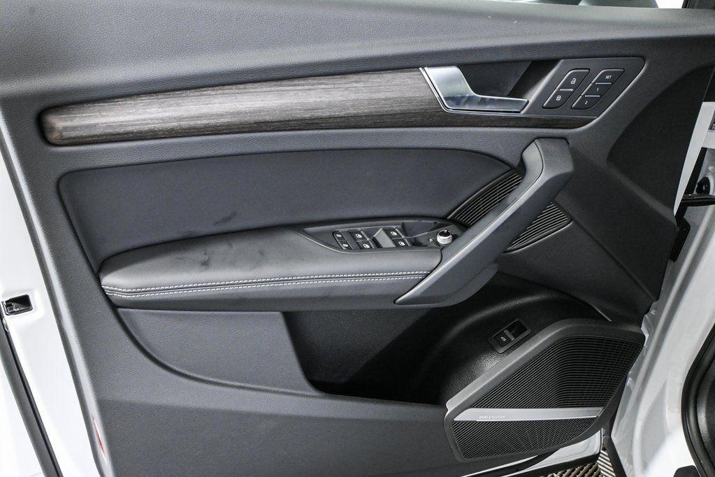 new 2025 Audi Q5 car, priced at $53,744